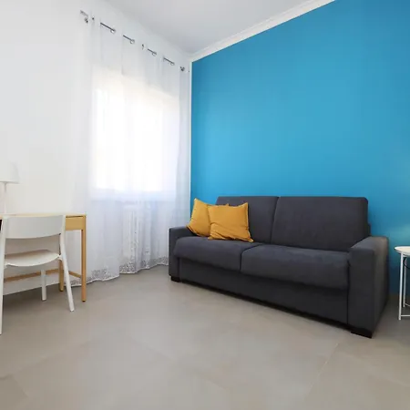 Apartment Basilica San Paolo Nuvola Eur Modern