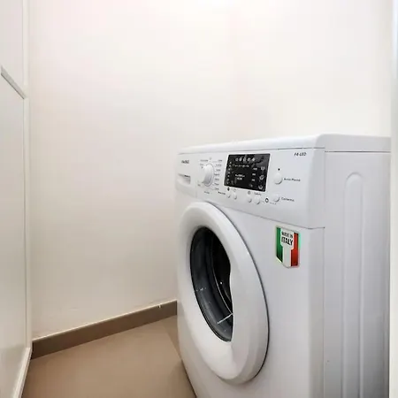 Apartment Basilica San Paolo Nuvola Eur Modern Rome