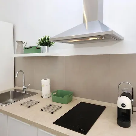 Apartment Basilica San Paolo Nuvola Eur Modern *